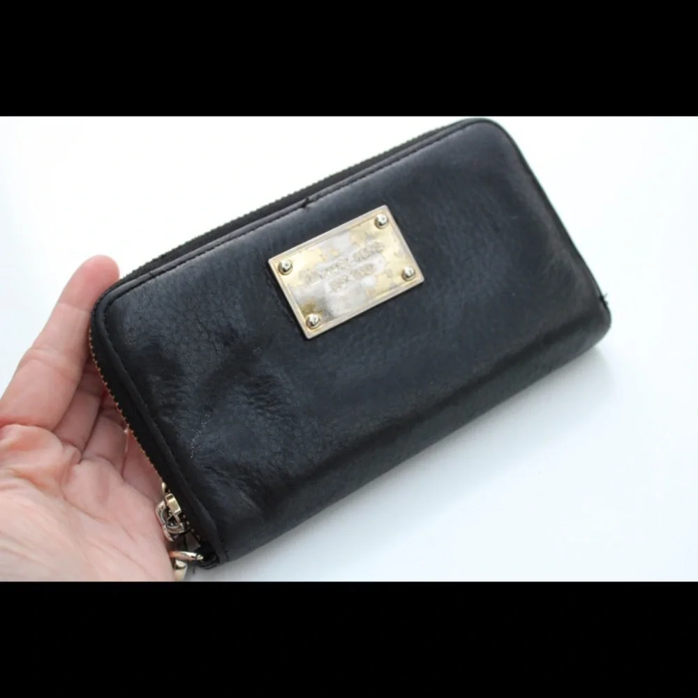Michael Kors wrislet